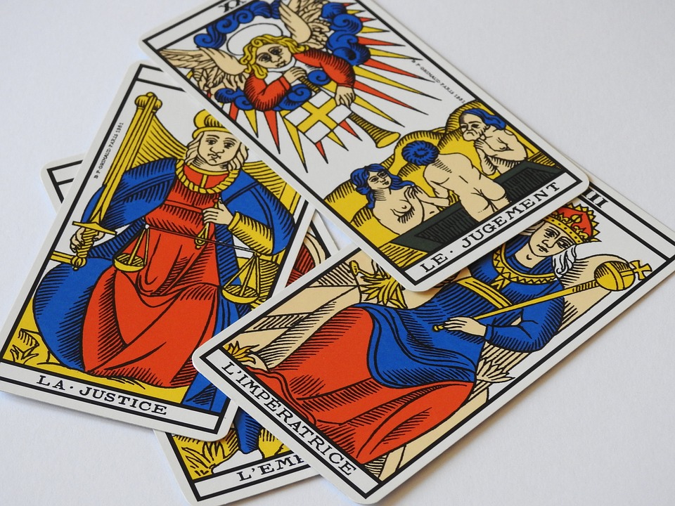 le Tarot pour une voyance pas cher